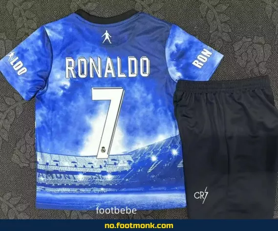 Fotballdrakt for barn 2025 – Real Madrid blå med Ronaldo 7 trykk | Offisiell drakt