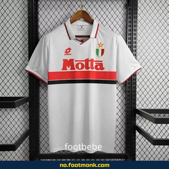 AC Milan Vintage Fotballdrakt 1992-1994 (Bortedrakt) – Autentisk Retro Trøye for Voksne/Barn – Offisiell Fotballtrøye fra Nettbutikk