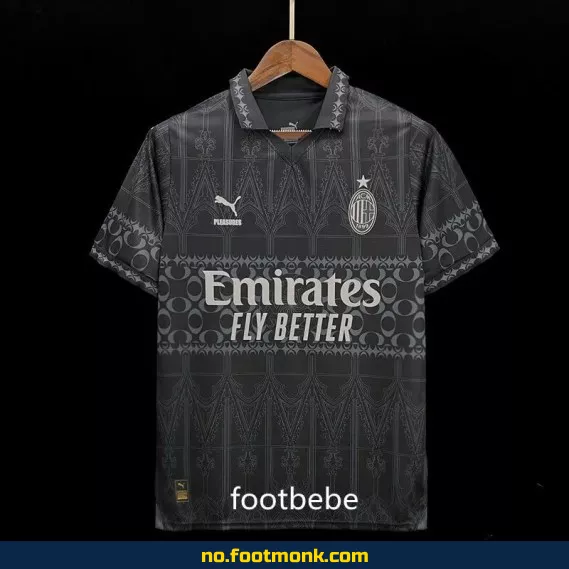 AC Milan x PLEASURES 2023-2024 Fjerdedrakt i Svart – Autentisk Fotballdrakt | Fotballtrøye med Spesialdesign for Voksne og Barn | Kjøp Nå i Nettbutikken