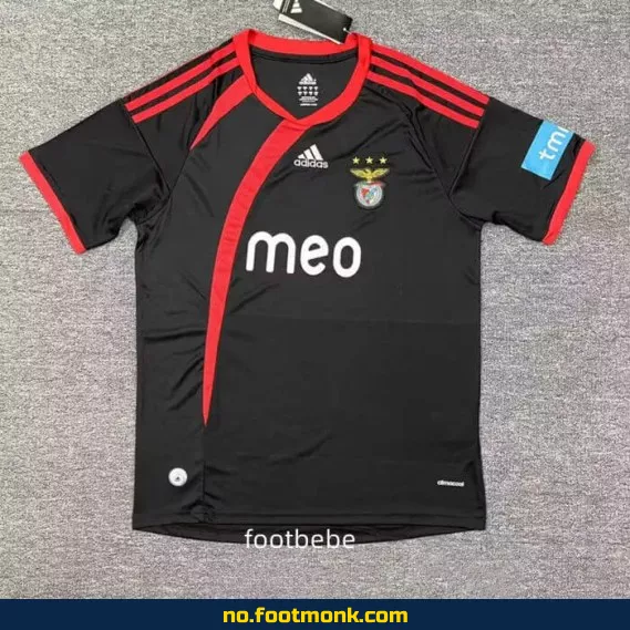 Benfica Vintage Fotballdrakt 2009-2010 (Borte) – Autentisk Fotballtrøye for Voksne og Barn