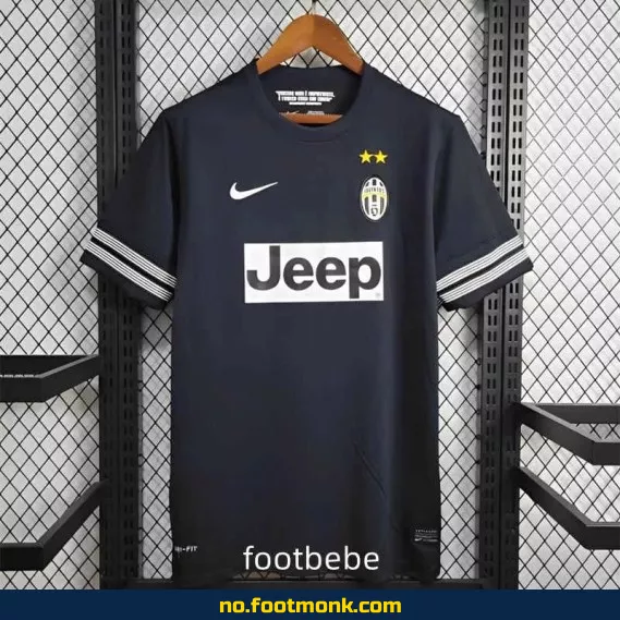 Juventus vintage fotballdrakt 2012-2013 (eksteriør svart) – Offisiell replica – Fotballtrøye for voksne/barn – Kjøp nå!