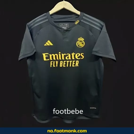 Real Madrid treningsdrakt 2023-2024 svart – Offisiell fotballdrakt for barn og voksne – Kjøp fotballtrøye online